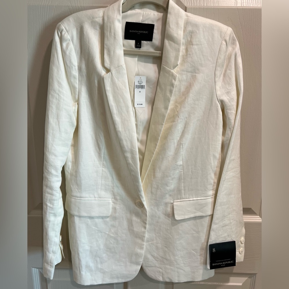 NWT Banana Republic Women's Linen Off White Blazer.. Size 8